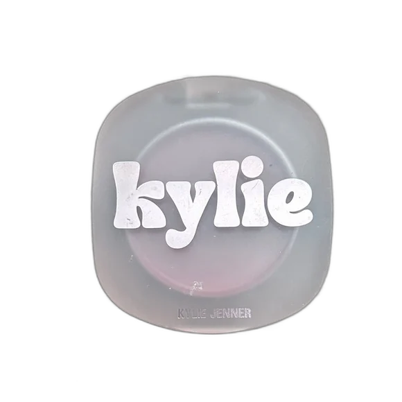 Kylie Cosmetics Lip & Cheek Glow Balm in Moody Energy