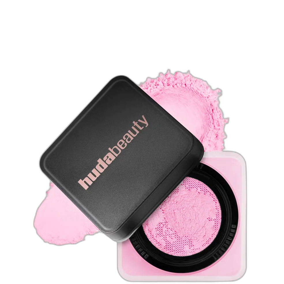 Huda Beauty easy bake powder