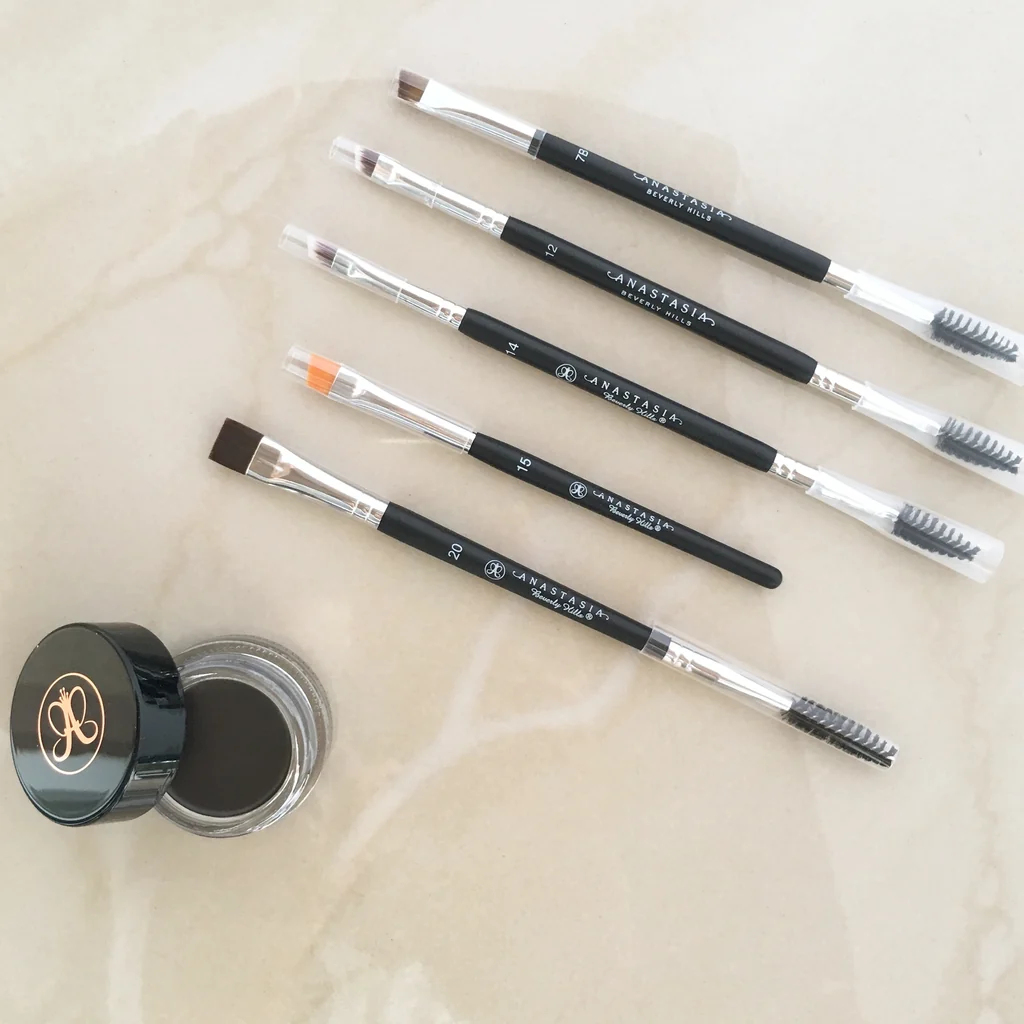 Anastasia Beverly Hills Eyebrow brush
