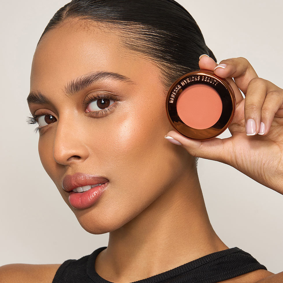 Danessa Myricks Skin Blurring Balm Powder in the shade Unbothered