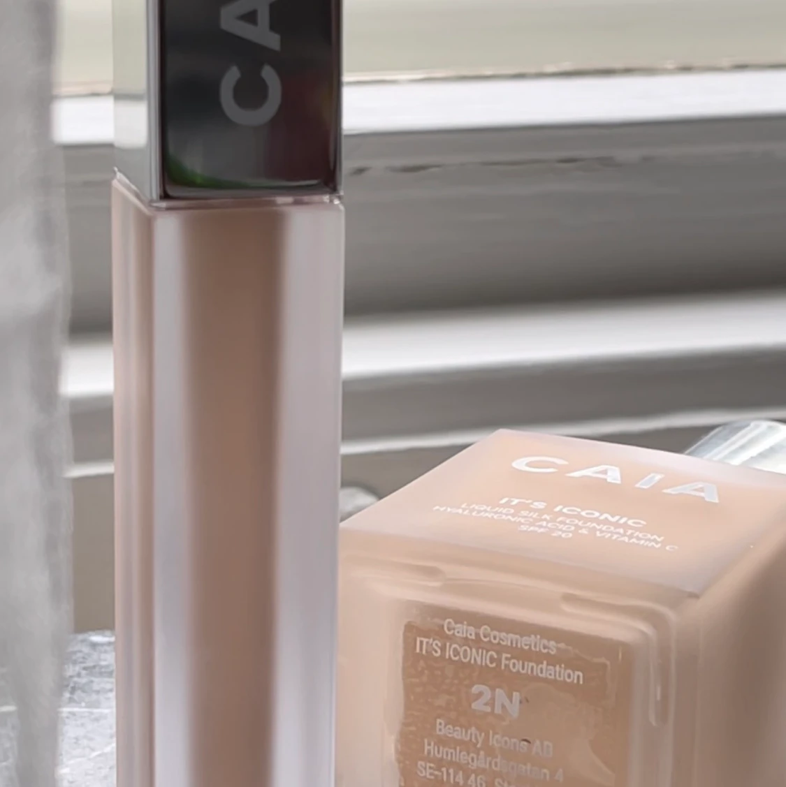 caia cosmetics concealer '2N'