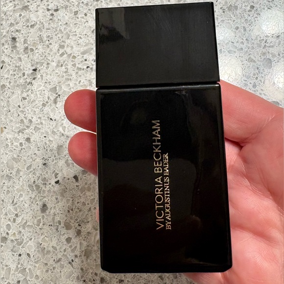 Victoria Beckham x Augustinus Bader Foundation Drops
