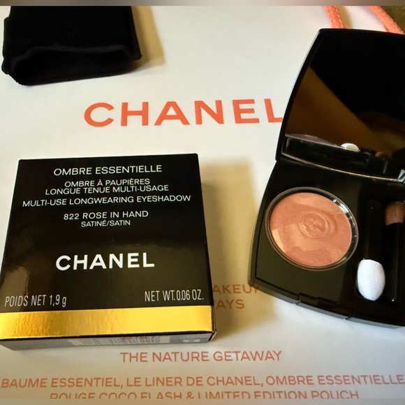 Chanel Ombre Essentielle Eye Shadow in 267 - Brun Rose