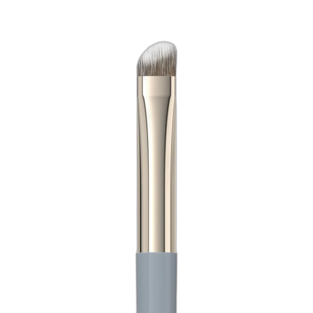 Ravie Beauty Soft Definition Eyeliner Brush – Angled