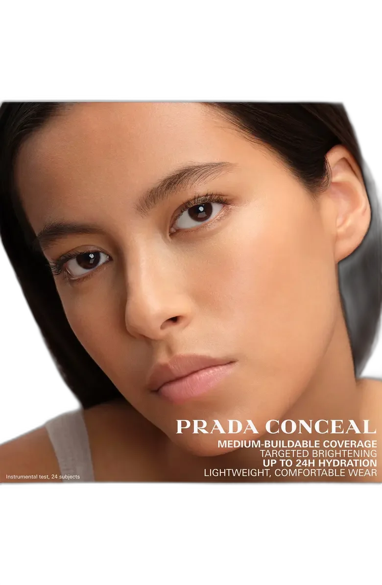 Prada Concealer in MN4