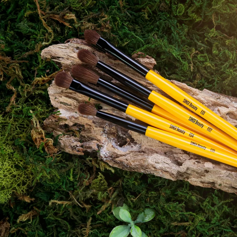 SINGE BEAUTY Sing EO4 brush