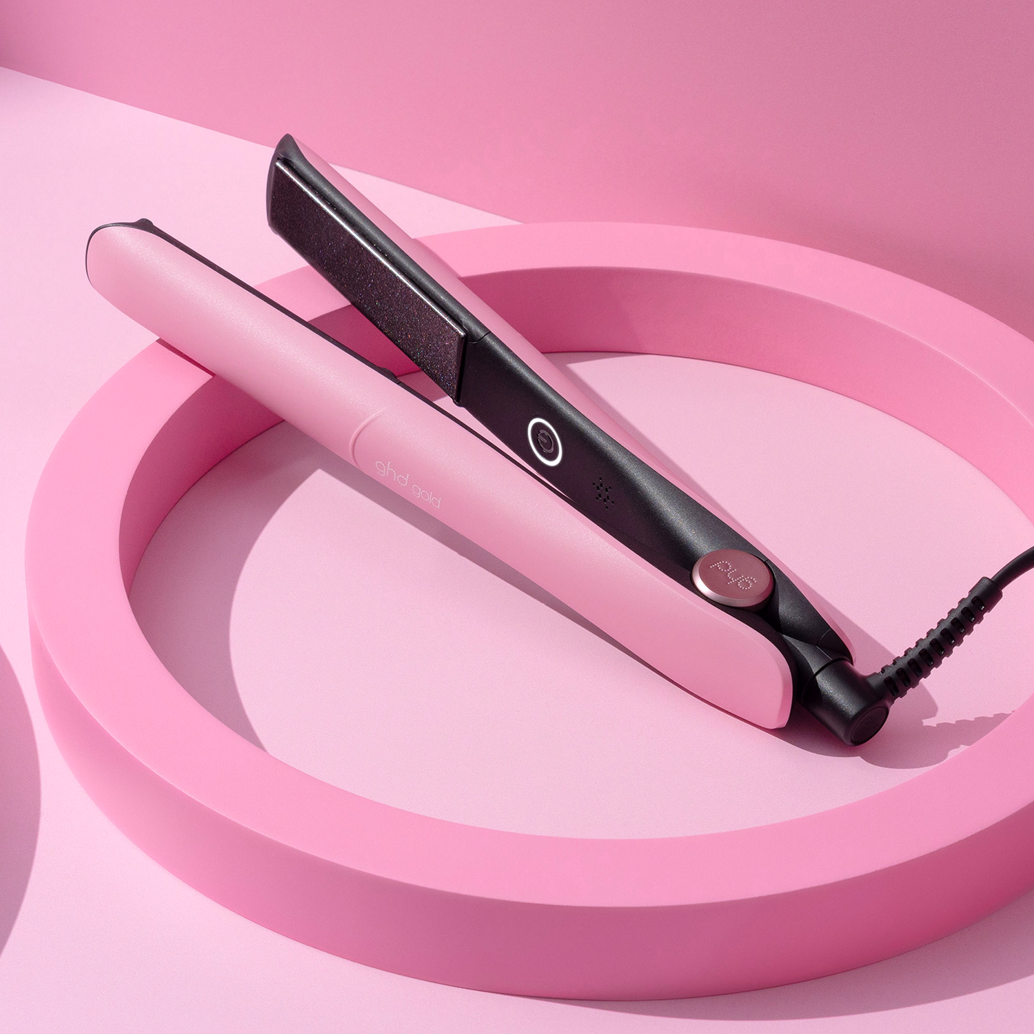 GHD straightener