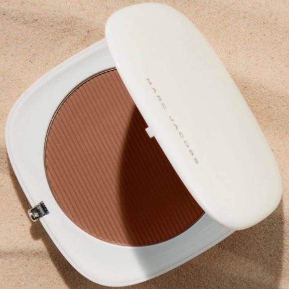 Marc Jacobs NEW MARC JACOB’S Bronzer